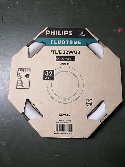 Product image 1 of 4