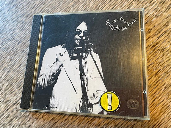 Product image 1 of 3