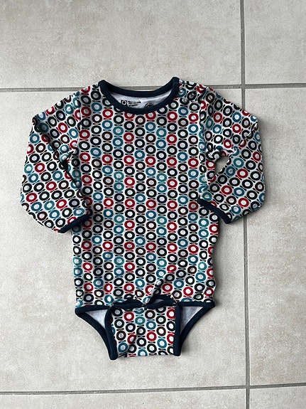 Product image 1 of 2