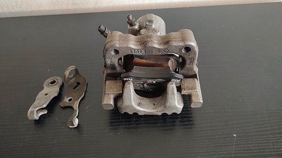 Product image 1 of 3