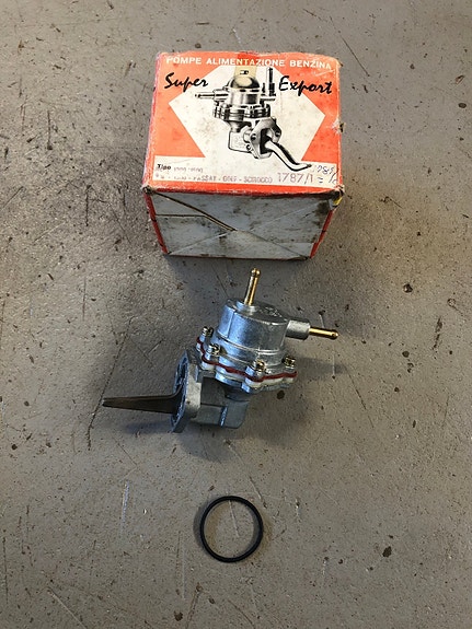 Product image 1 of 2