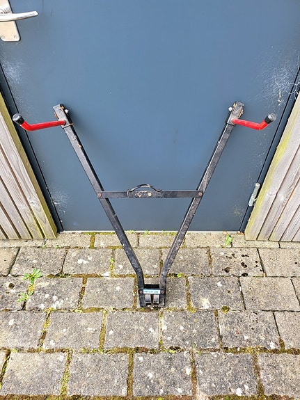 Product image 1 of 3