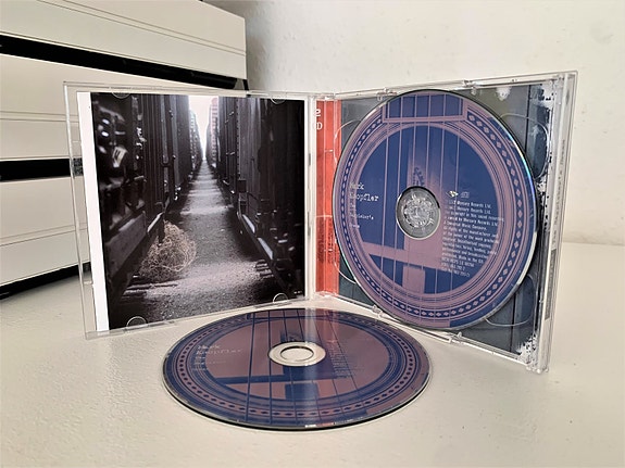 Product image 3 of 6