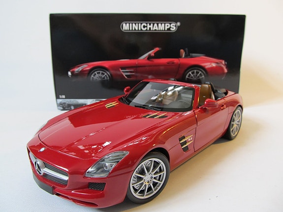 Product image 1 of 8