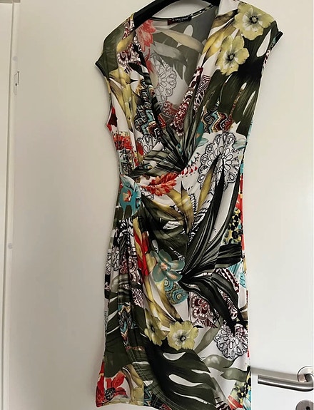 Product image 1 of 7