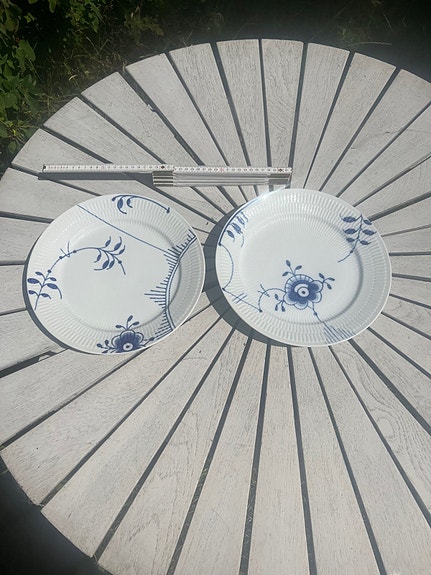 Product image 1 of 8