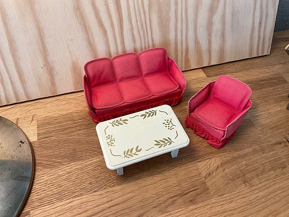 Product image 1 of 3