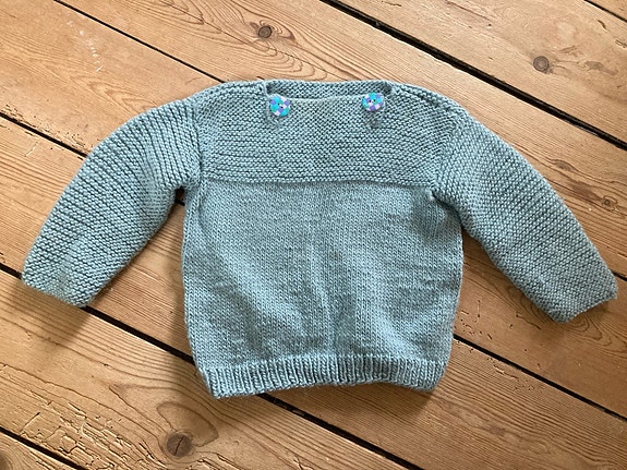 Product image 1 of 2