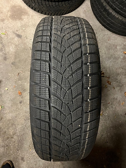 Product image 1 of 6