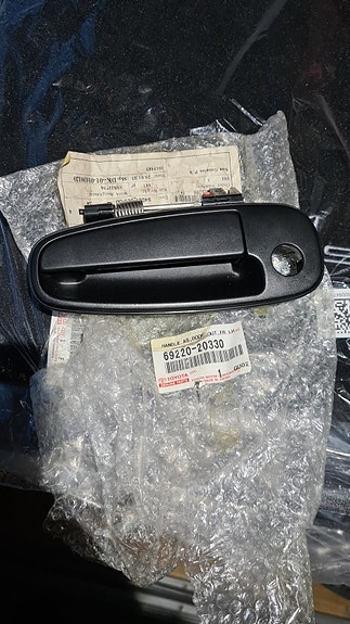 Product image 1 of 3