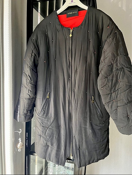 Product image 1 of 8