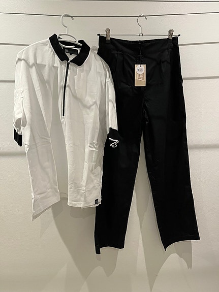 Product image 1 of 3