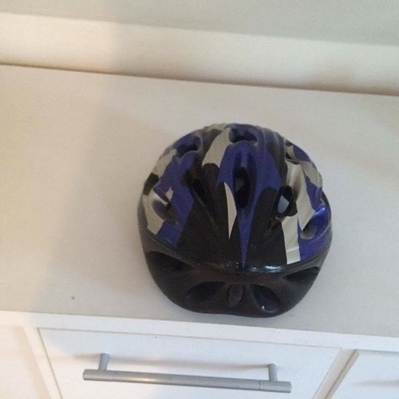 Product image 1 of 3