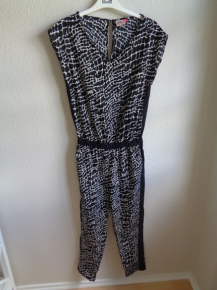 Product image 1 of 8