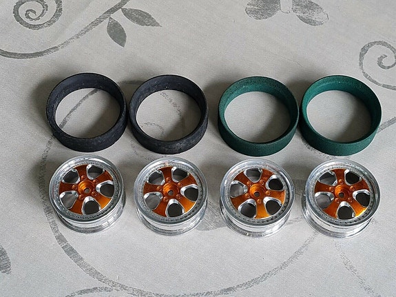 Product image 1 of 4