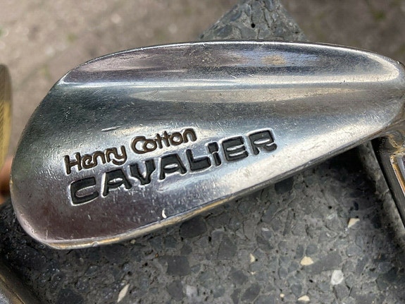 Product image 1 of 3