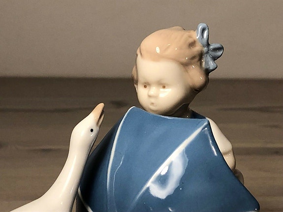 Product image 1 of 8