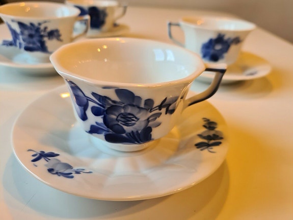 Product image 1 of 6