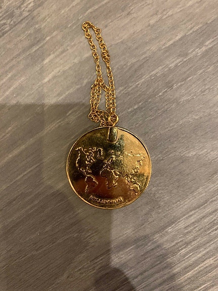 Product image 1 of 2