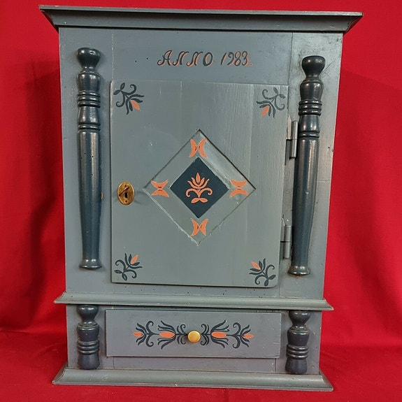 Product image 1 of 7