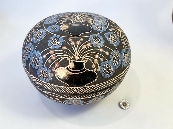 Product image 1 of 8