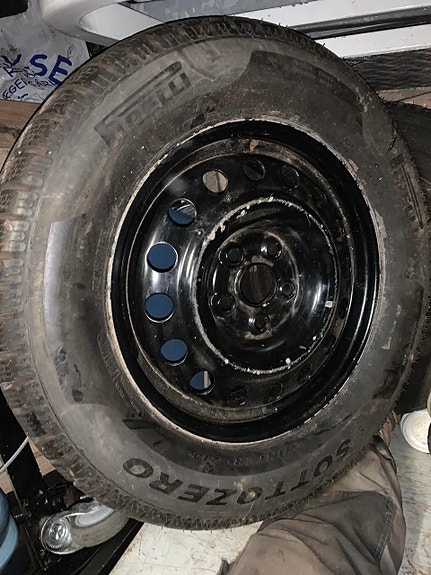 Product image 1 of 2