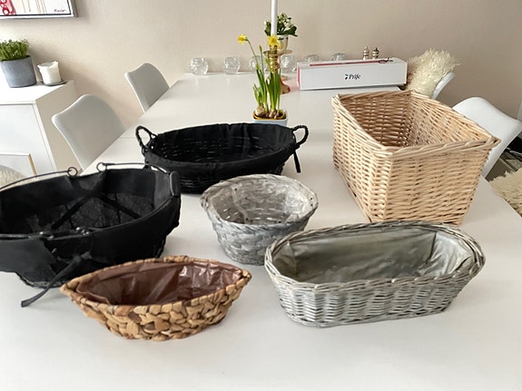 Product image 1 of 8