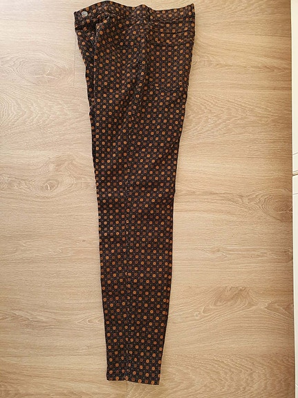 Product image 1 of 8