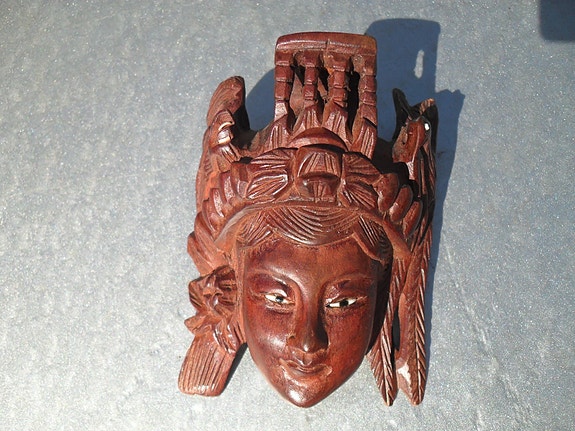 Product image 1 of 3