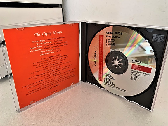 Product image 2 of 6