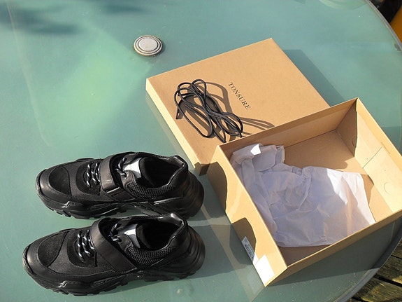 Product image 1 of 5