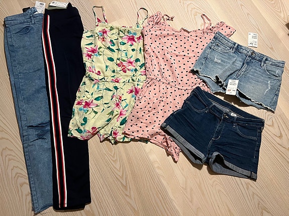 Product image 1 of 8