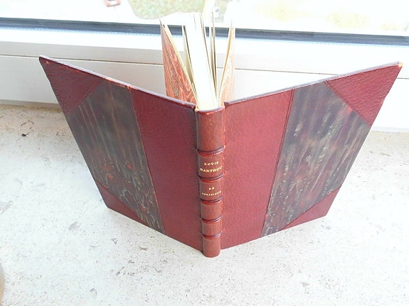 Product image 1 of 8