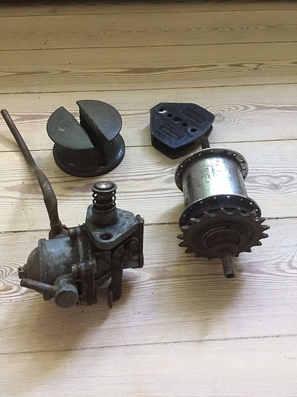 Product image 1 of 8