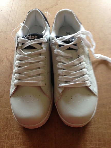 Product image 1 of 2