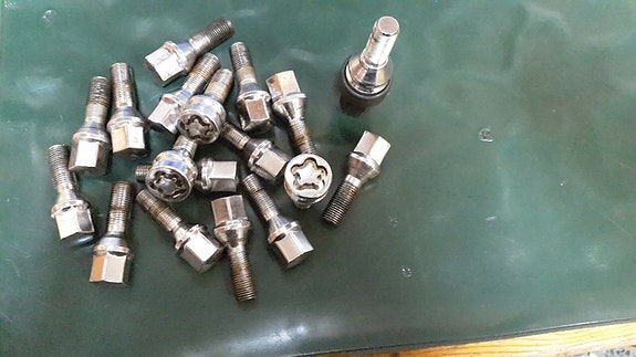 Product image 2 of 5