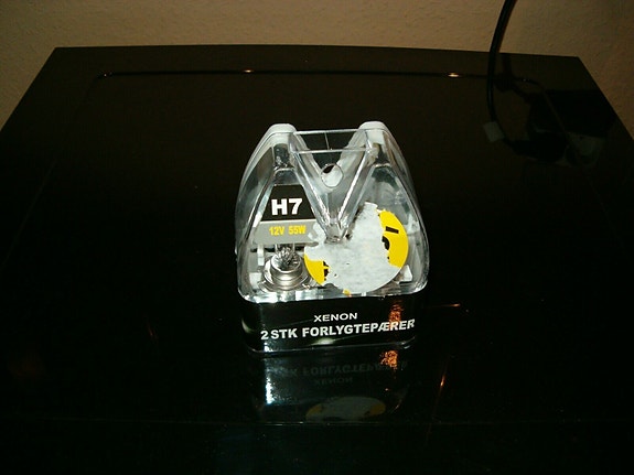 Product image 1 of 2