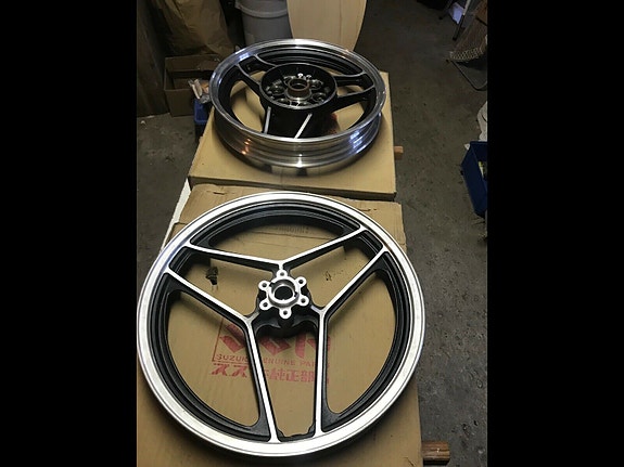 Product image 2 of 5