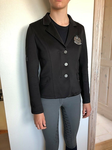 Product image 1 of 6