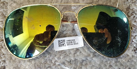 Product image 1 of 3