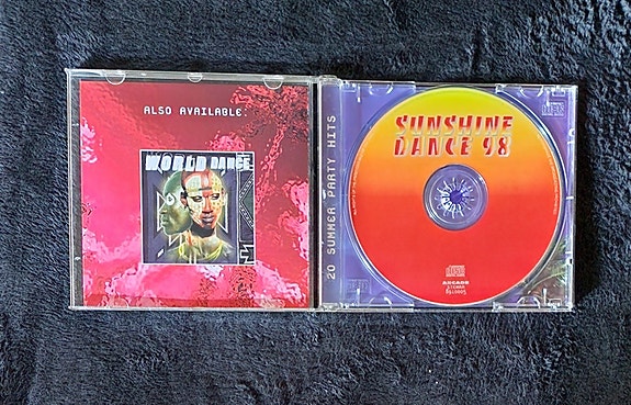 Product image 3 of 6