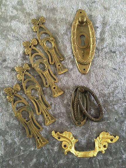 Product image 1 of 8