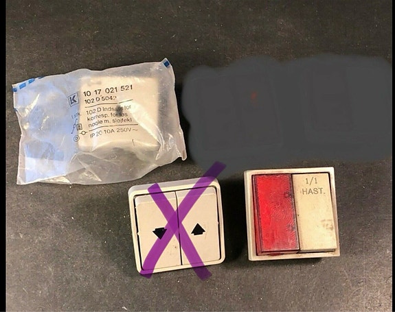 Product image 1 of 3