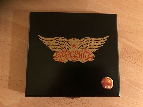 Product image 1 of 3