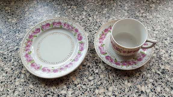 Product image 1 of 3