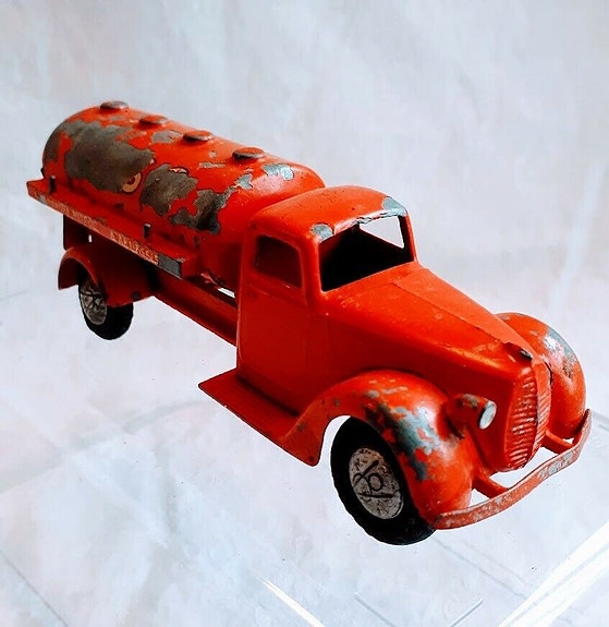 Product image 1 of 8