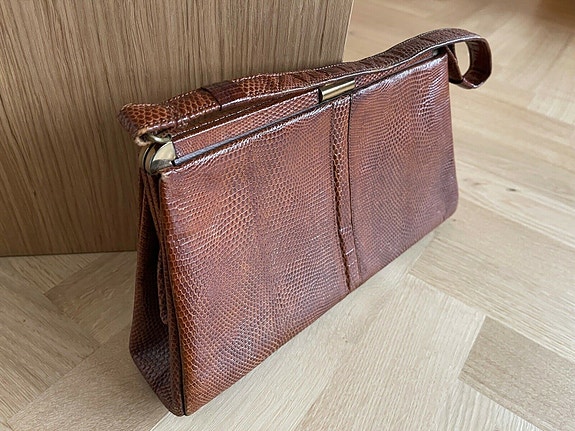 Product image 1 of 8