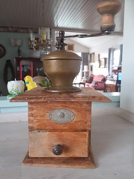 Product image 1 of 3