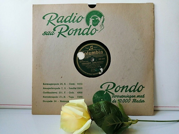 Product image 1 of 3