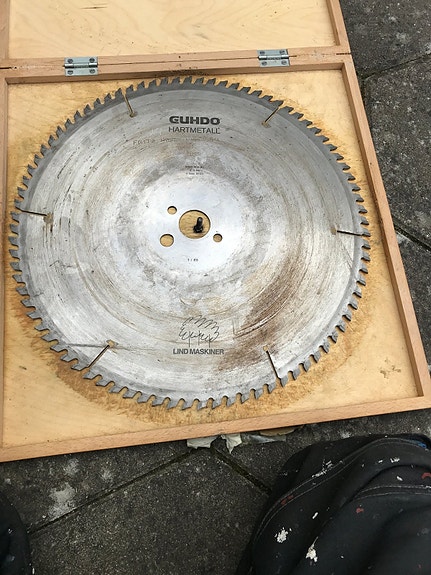 Product image 1 of 3